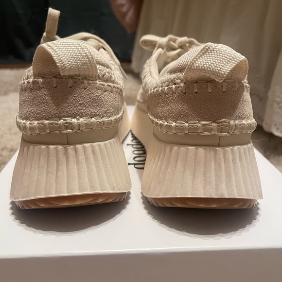 Like new Dolce Vita Dolen Pearl Sneakers Size 8. Retails for $89 - Picture 6 of 7